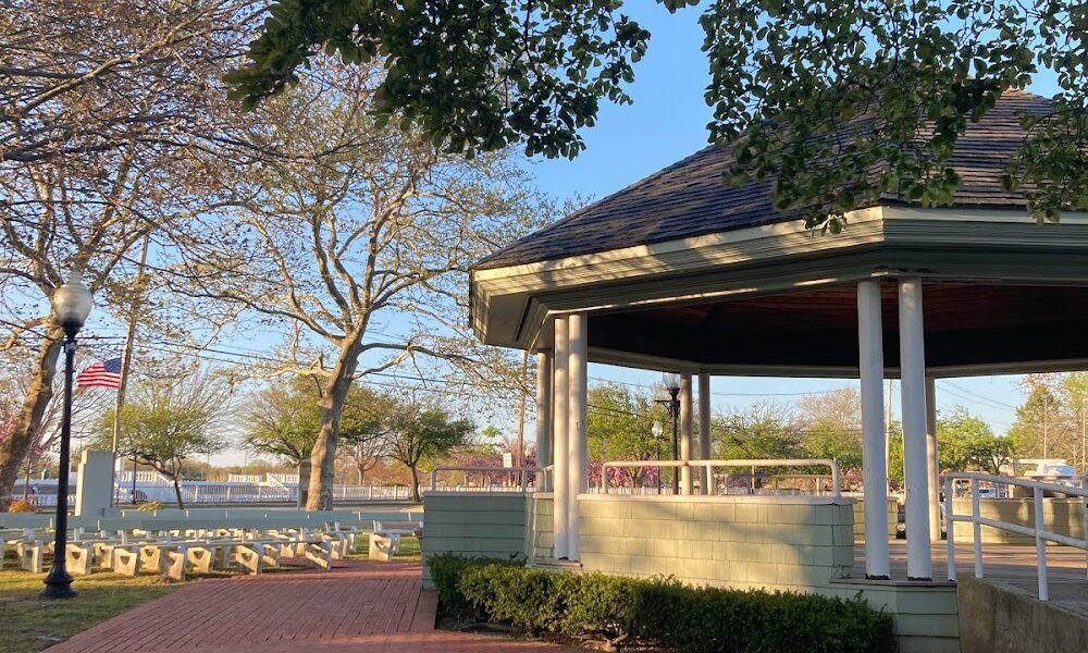 Babylon Village Gazebo