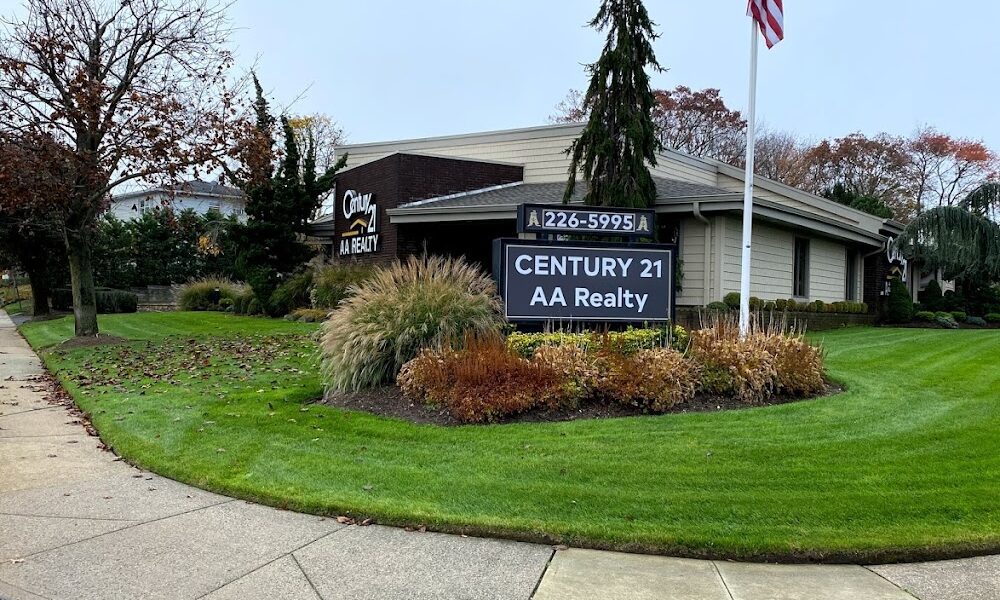 Century 21 AA Realty